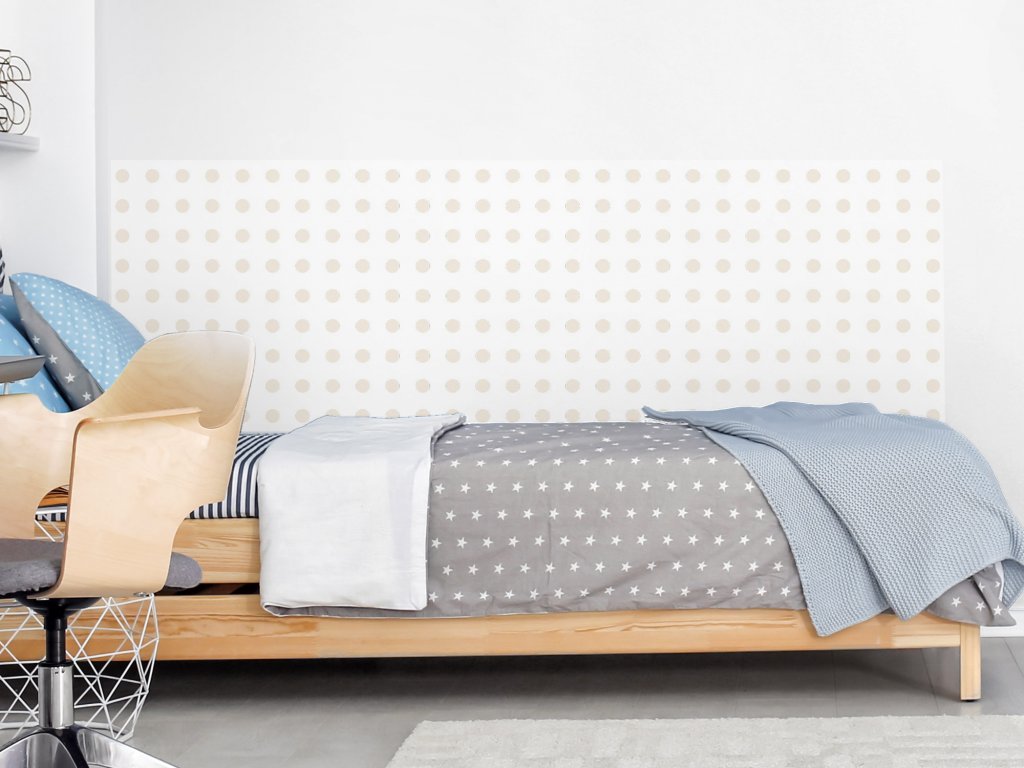 puntiky pruh postel beige interier ochrana na zed