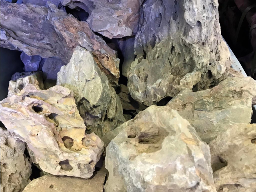 Dragon stone (Calari rock) kámen do akvária