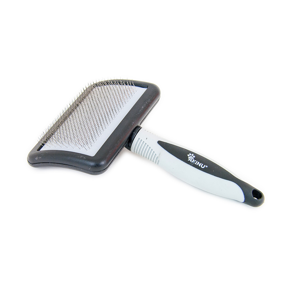 Akinu  vyčesávací kartáč pro dlouhosrsté střední a velké psy Obrázek