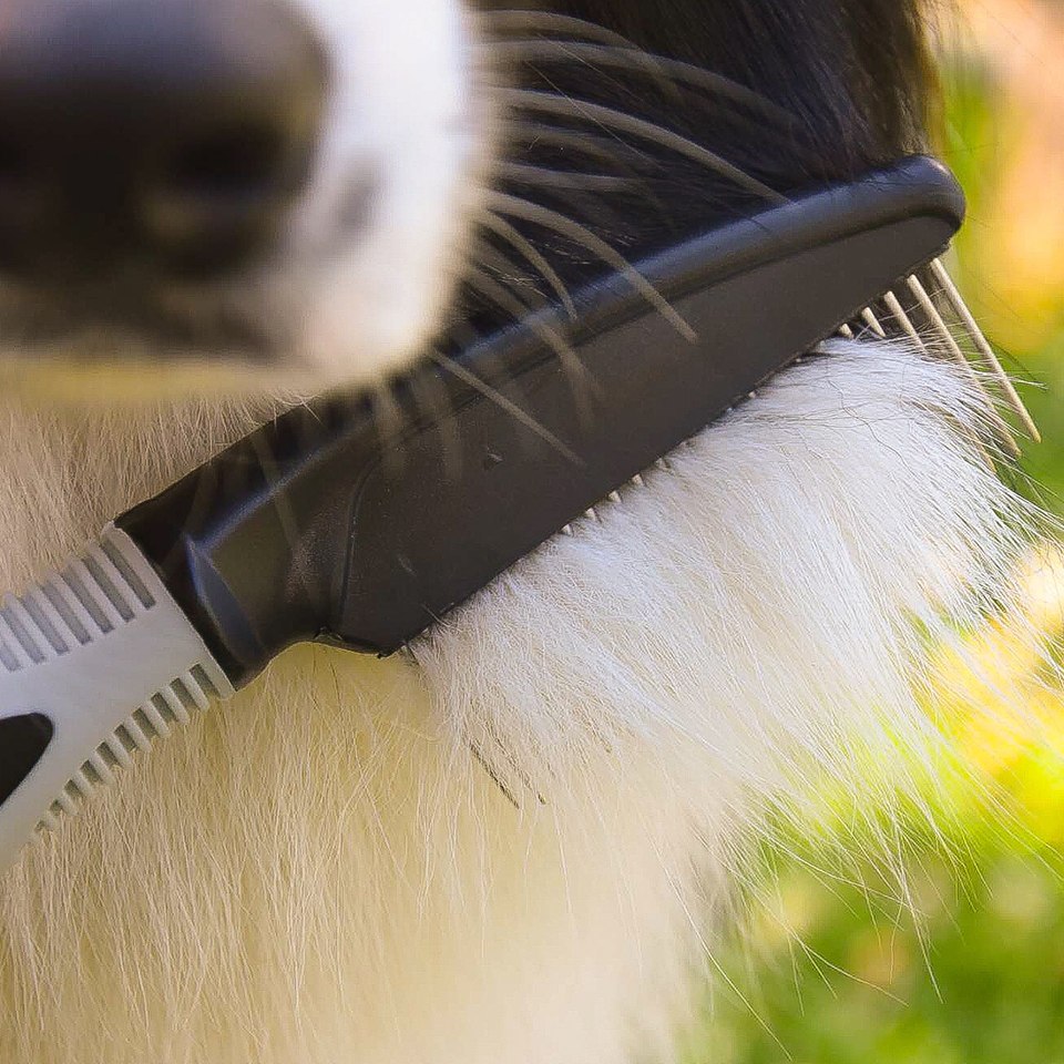 Akinu rozčesávací hřeben pro psy s dlouhou srstí a kočky Obrázek
