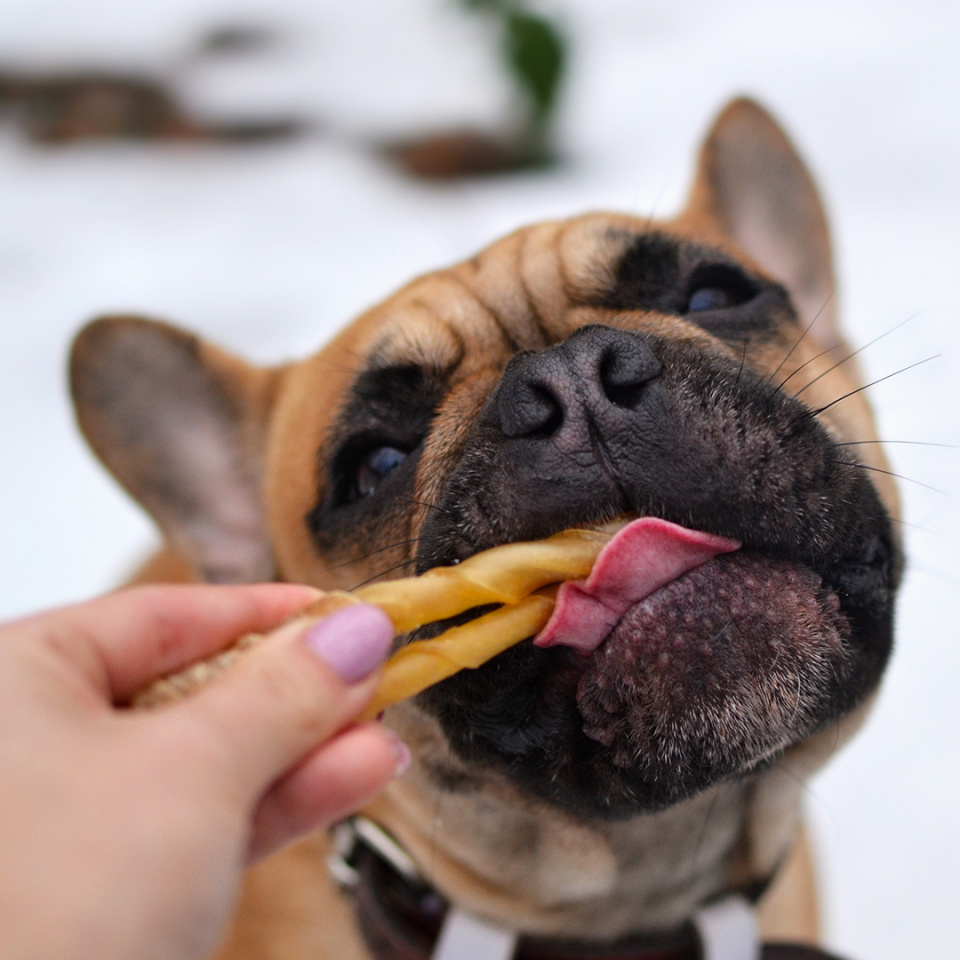 Akinu Tyčinky buvolí 12,5cm 9ks Obrázek