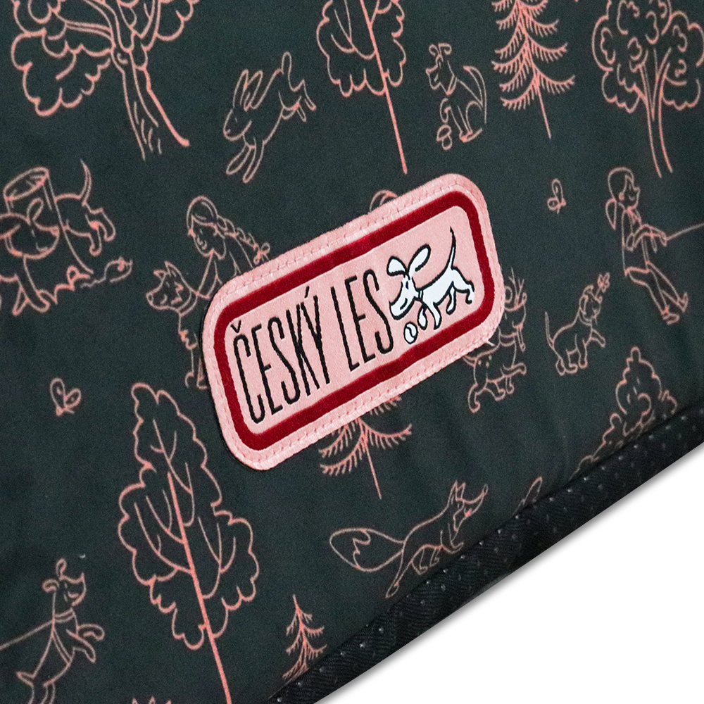 Akinu ČESKÝ LES kukaň 45x40x43 cm Barva: Červená Obrázek