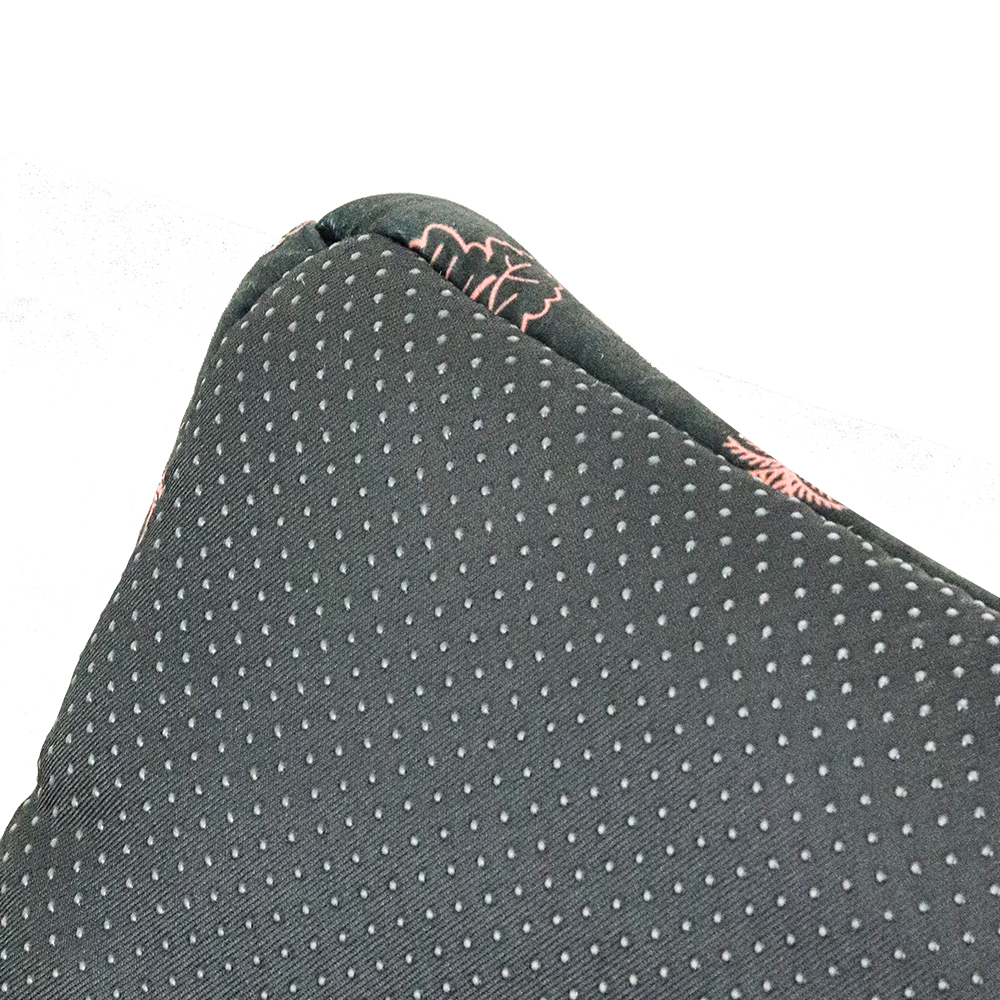 Akinu ČESKÝ LES kukaň 45x40x43 cm Barva: Červená Obrázek