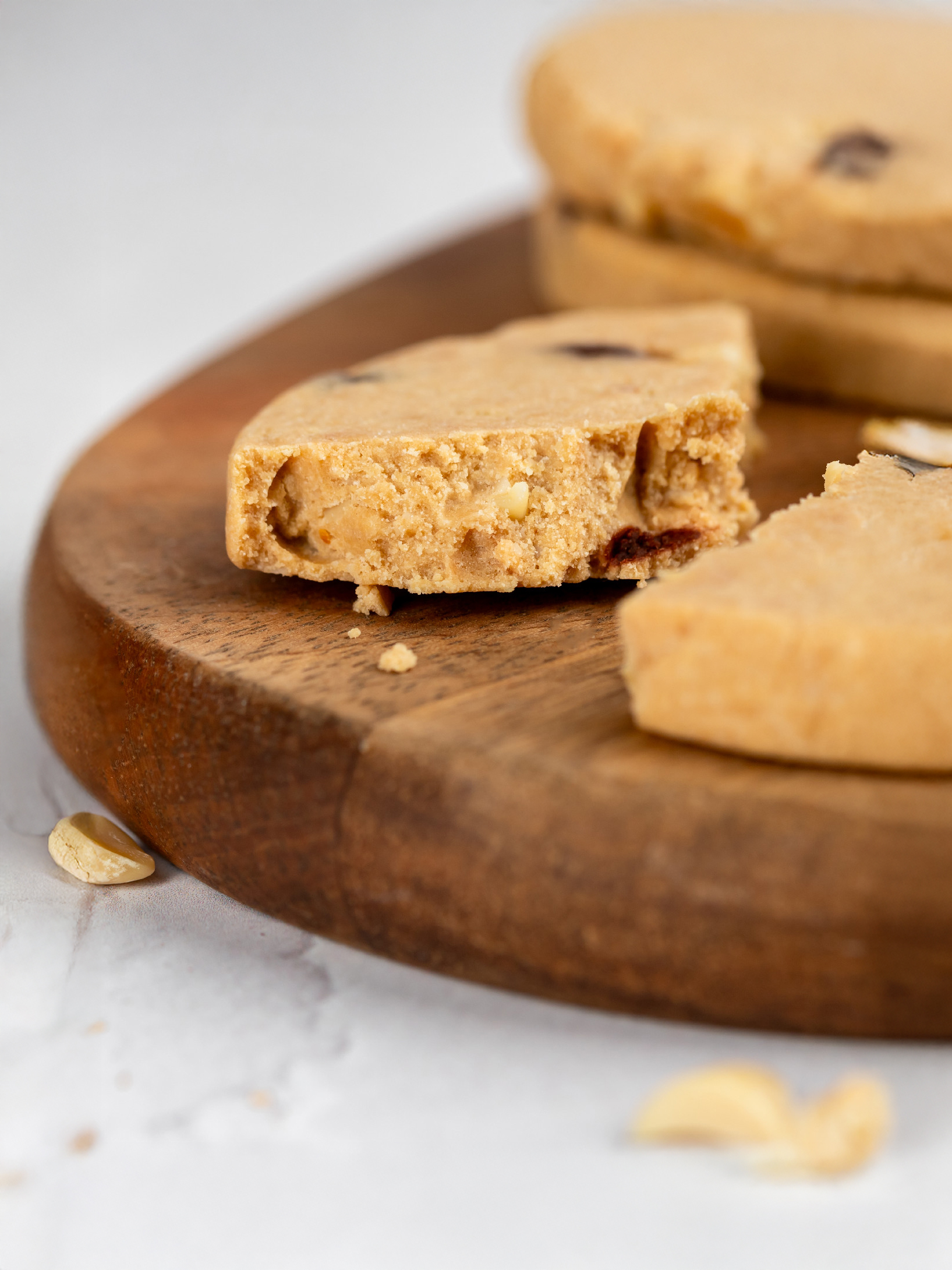 BrainMax Pure Protein Cookie, Arašídy & Čokoláda, BIO, 60 g Obrázek