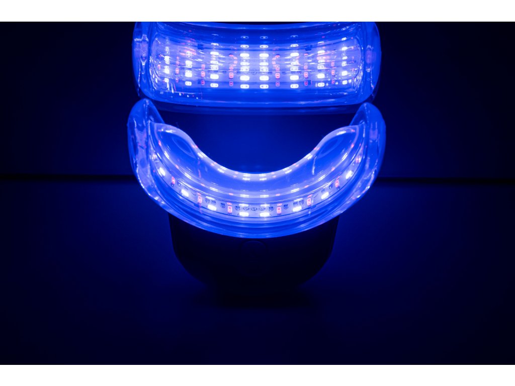 Blight Smile Black, Světelná sada pro bělení zubů Obrázek