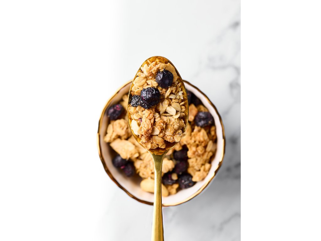 BrainMax Pure Blueberry Cheesecake Granola, Borůvky a Bílá čokoláda, BIO, 400 g Obrázek