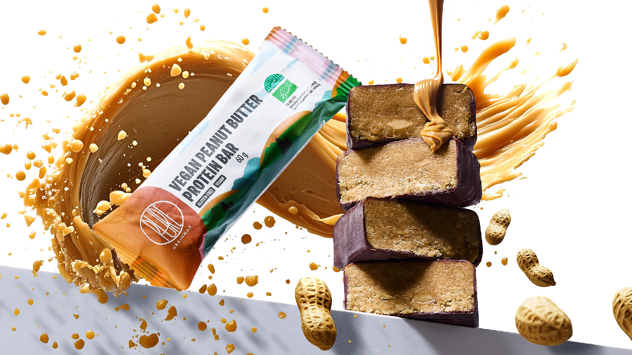 BrainMax Pure Veganská proteinová tyčinka Peanut butter, BIO, 60 g Obrázek