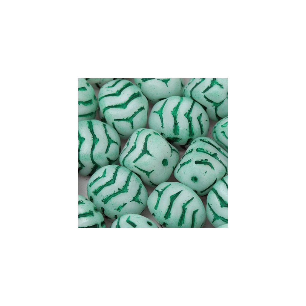Korálek mačkaný GRANULE 13/10mm bílá zatíraná zelenou