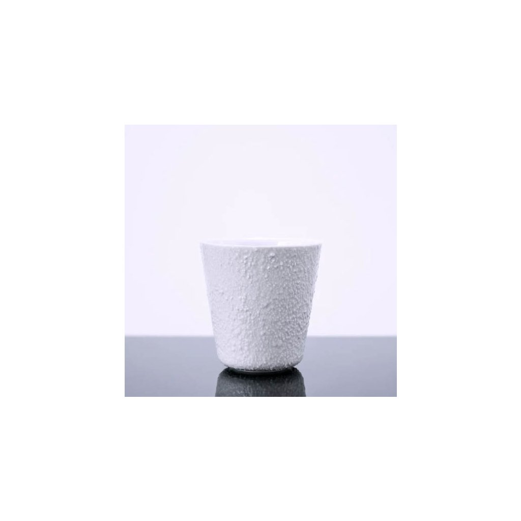 Dot cappuccino cup