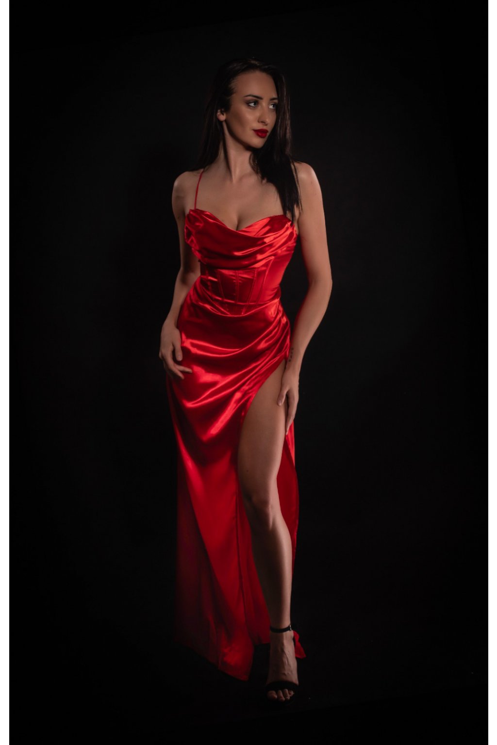 Plesové červené korzetové šaty Royal