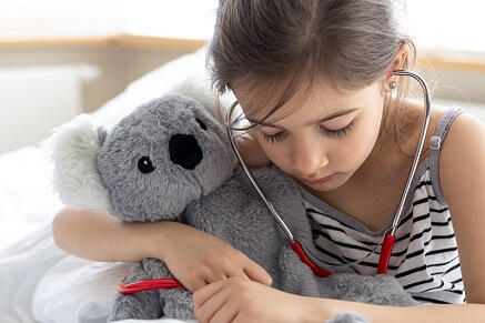 Co je spálová angína u dětí?