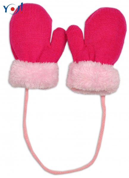 Levně YO ! Zimní kojenecké rukavičky s kožíškem - se šňůrkou YO - malinové/růžový kožíšek Velikost koj. oblečení: 110 (4-5r)
