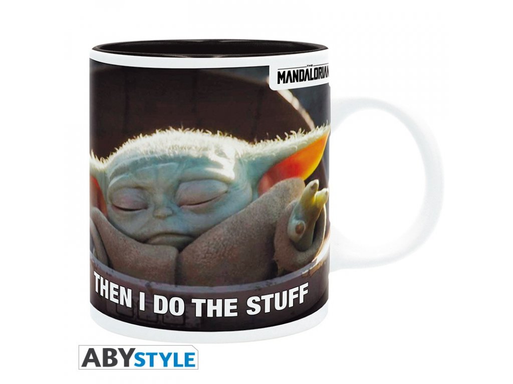 MANDALORIAN - Baby Yoda coffee meme, Keramický hrnek 320 ml 1