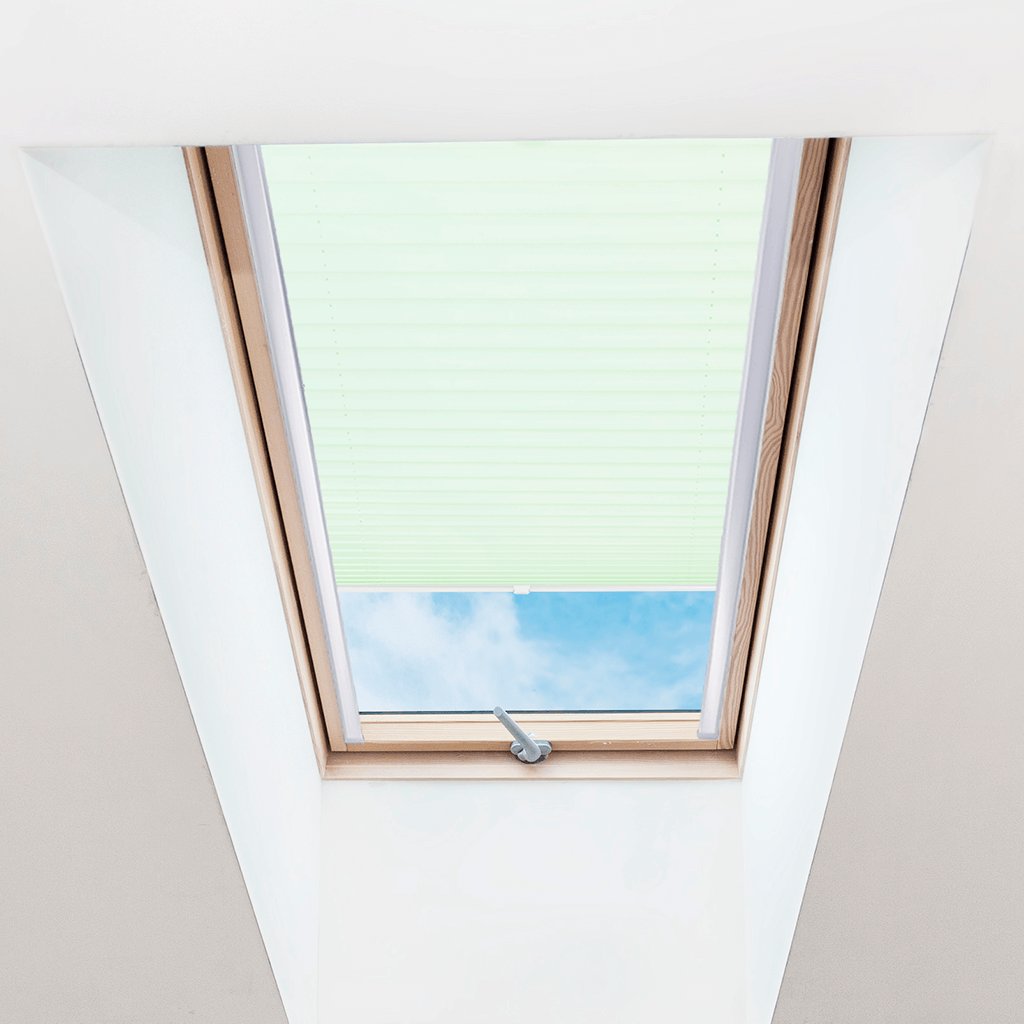 Roleta Plisé na střešní okna, s profilem Classic, Průsvitná, Světle zelená, P 020 detail