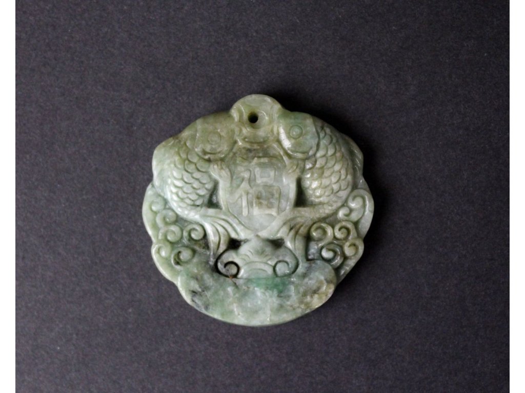 Čínský zelený kámen NEFRIT 2