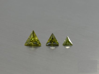 10485 kubischer zirkon dreieck 3 10 mm farbe olivin peridot
