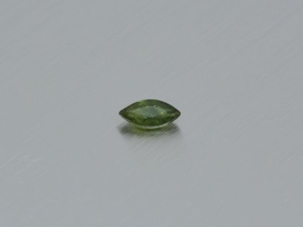 Saphir naturlicher marquis 3.4x7.0 mm facettiert jägergrün