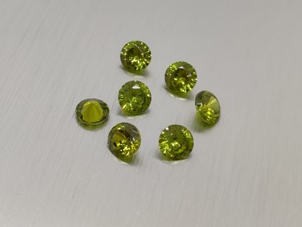 Glas synthetisches  rund 6 mm farbe olive grün facettiert