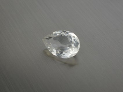 Quarz naturlicher Birne 15.8x23.0 mm facettiert weiß-transparent
