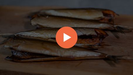Uzené makrely [VIDEO]