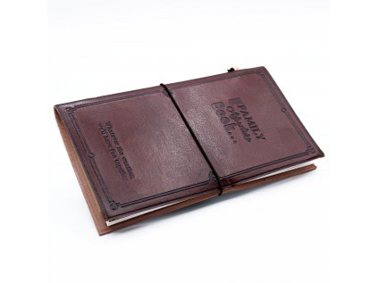 Zápisník kožený  Naša rodinná kniha dobrodružstiev - hnedý 80 strán (22x12x1,5 cm)