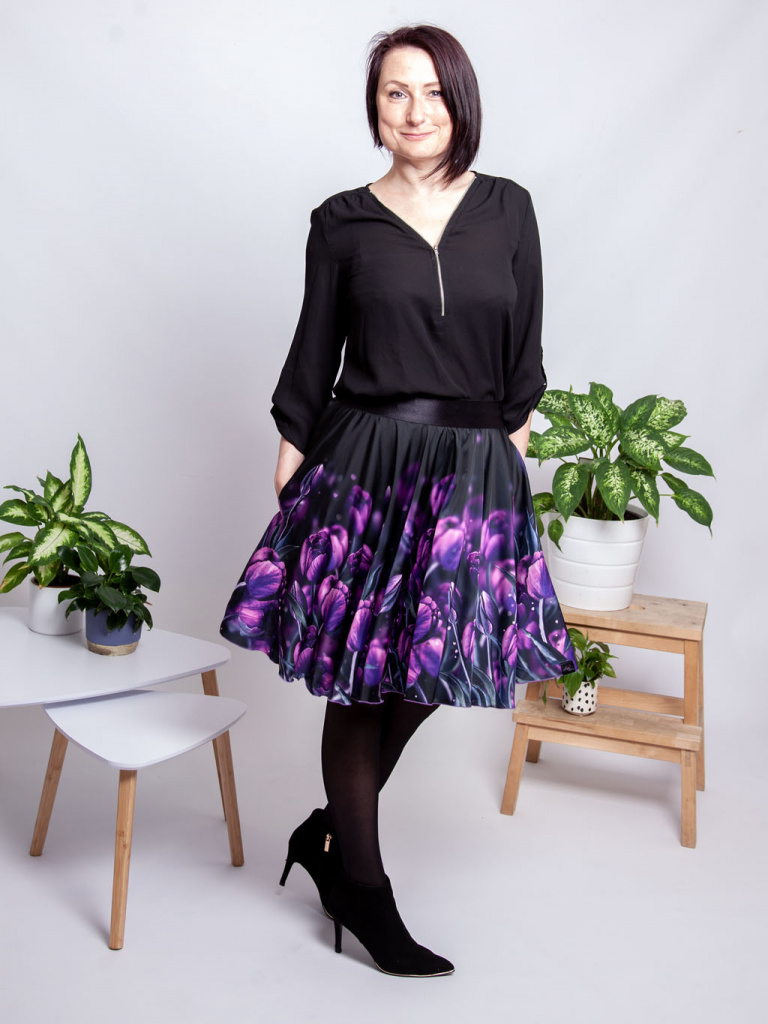 Dámská kolová sukně s kapsami autorský originální design Temné tulipány 7