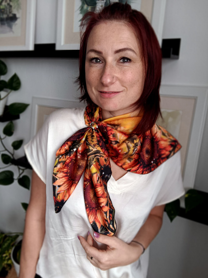 Saténový šátek umělé hedvábí originální vzor Večerní slunečnice (1a)