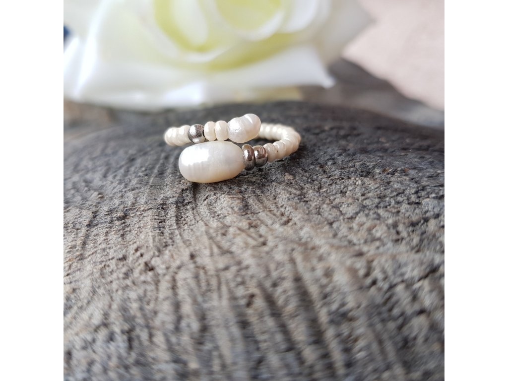 Lilli Prstýnek (perly, rokajl, ocel)1