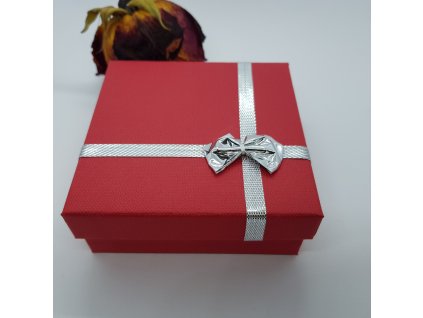Luxusní dárková krabička červená1