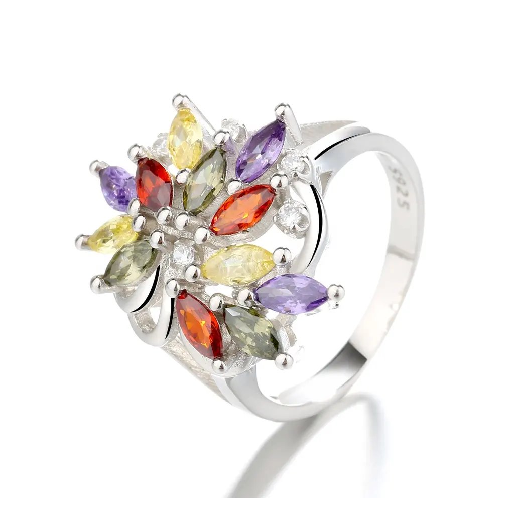 10081 srebrny pierścionek kwiat z cyrkoniami kup na majyacz