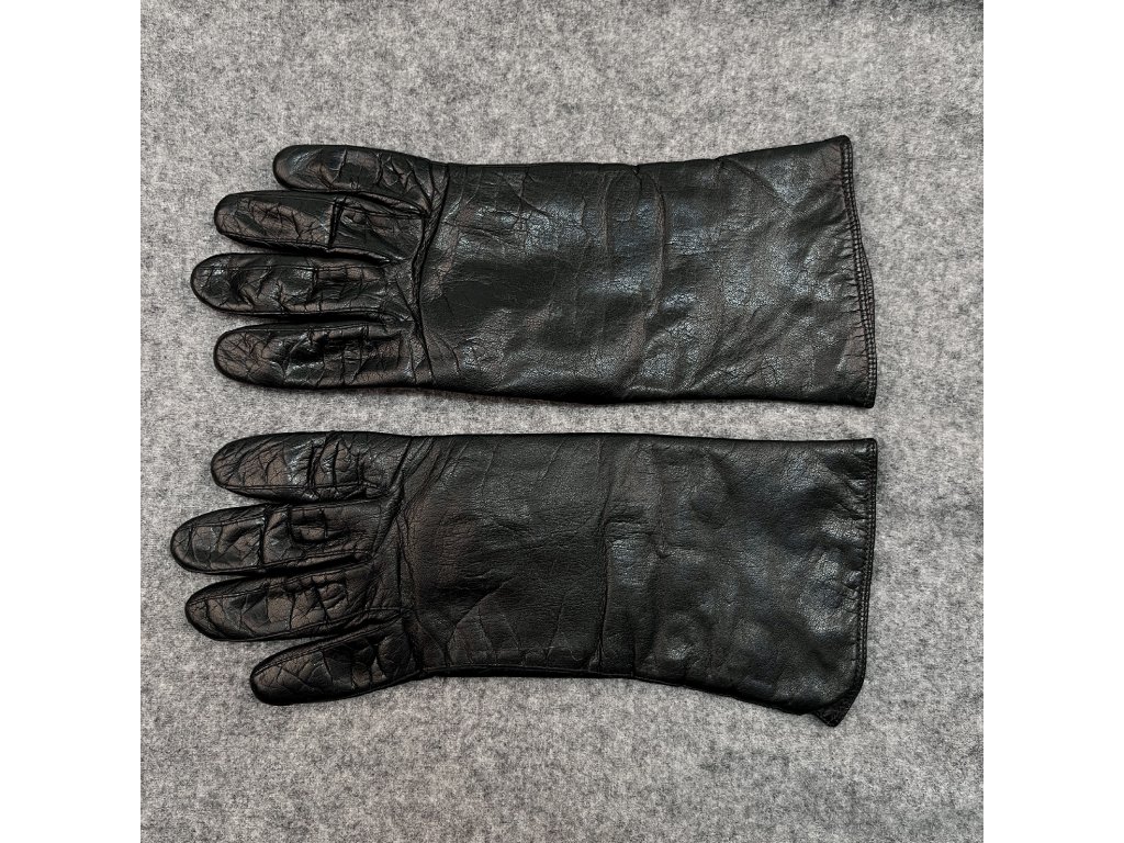 Vyšší černé kožené rukavice