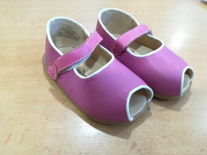 Cheeky little soles - letní dívčí botičky (18-24 měsíců)
