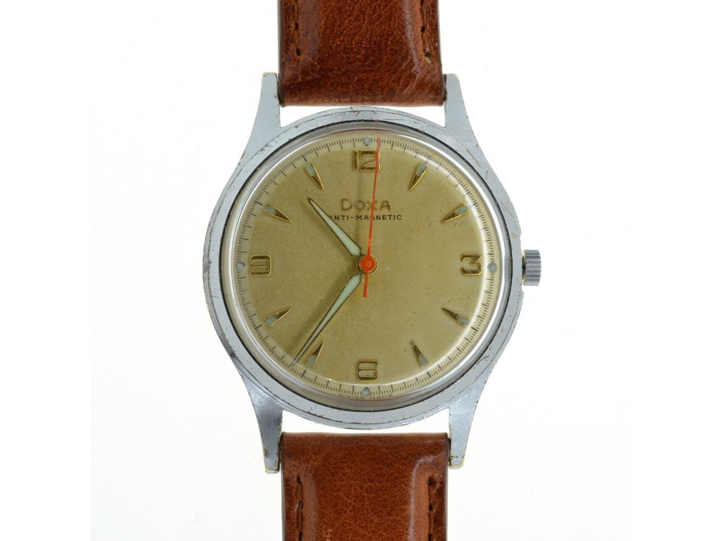 Starožitné hodinky DOXA z roku 1960