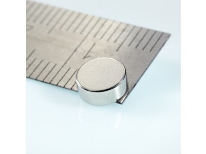 Neodymový magnet válec, DIAMETRÁLNÍ, pr.6x2,5 N 120 °C, VMM4H-N35H