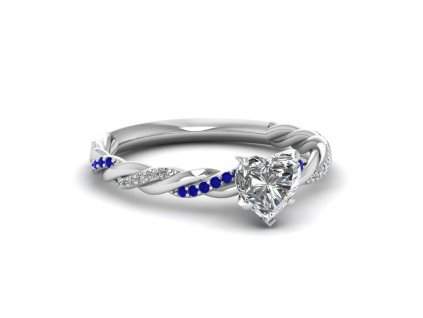 Rhodiovaný stříbrný prsten se srdíčkem. Krásný dárek k Valentýnu, narozeninám nebo k Vánocům pro ženu, partnerku, manželku.