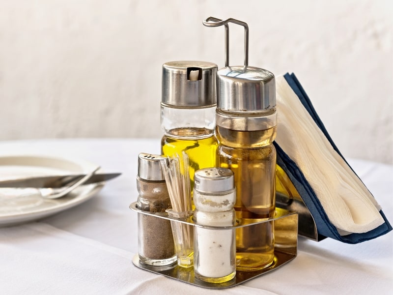 Jak si užít dovolenou a nenechat se otrávit olivovým olejem?