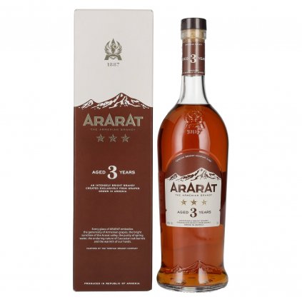 Ararat 3y 40% 0,7L v darčekovom balení alkohol red bear bratislava