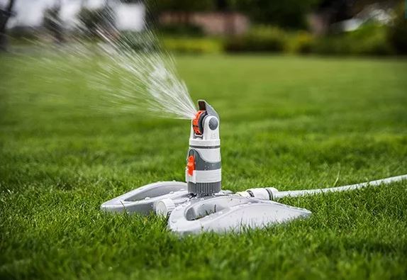 Dvoustupňový turbínový postřikovač na sáňkách BRADAS WL-Z11 Obrázek