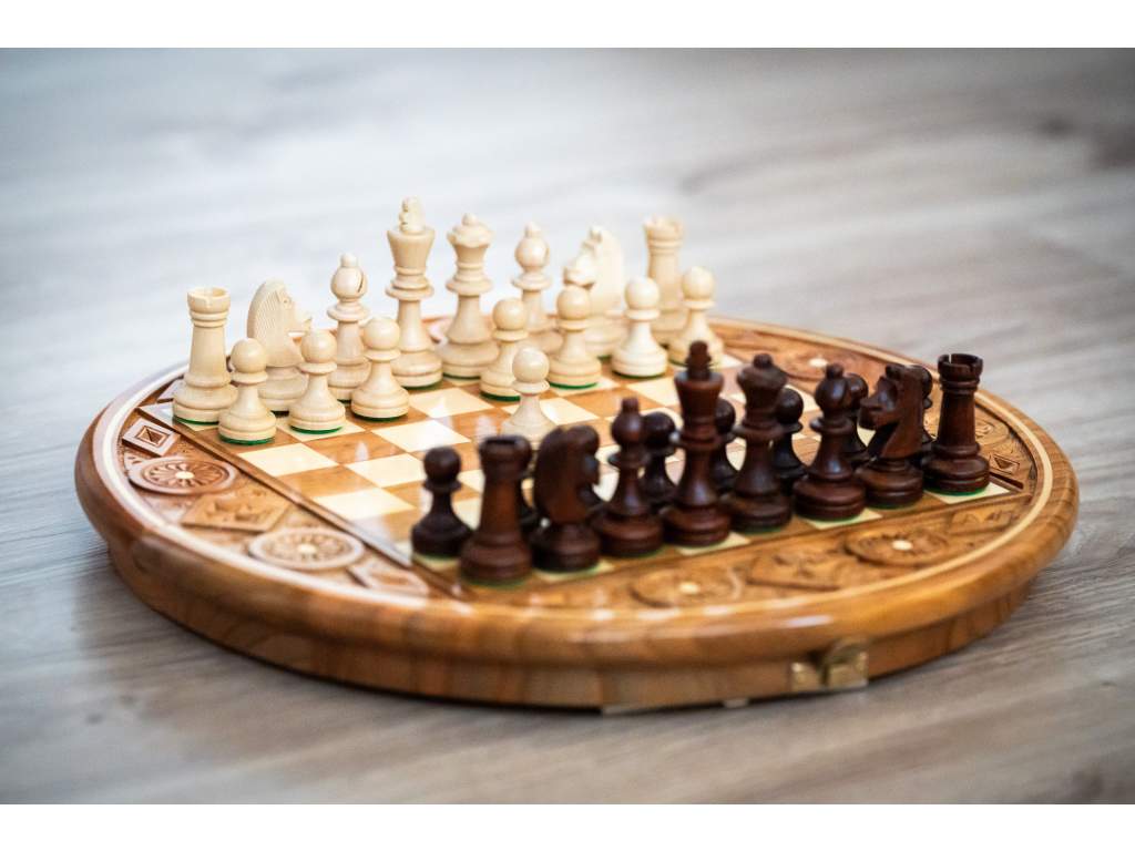 Drevené šachy Rubin  + doprava zdarma