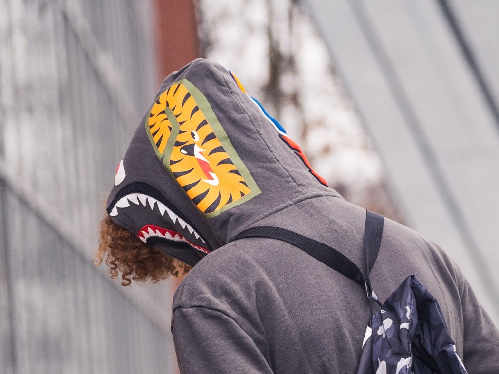 Bape wide 2025 pullover hoodie