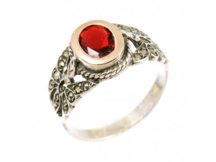 Stříbrný prsten s rubínem 1238 (Velikost prstenu 55)