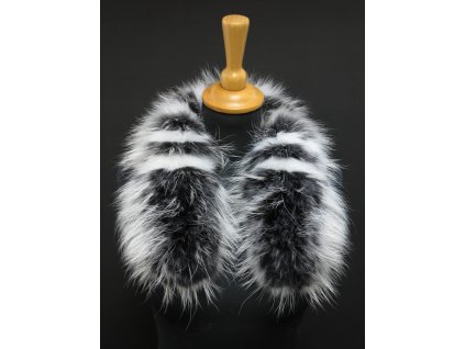 Kožešina na kapuci z barvené polární lišky 7055 - Black & White 60 cm KRÁTKÝ