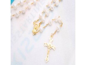 Ruženec zlatej farby s krížom, Panna Mária, perleťová biela farba, ruža (1)