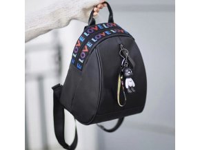 Dámsky batoh - čierny batoh s farebným nápisom love a príveskom - darčeky pre ženy
