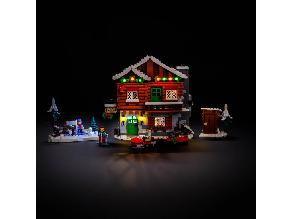 10325 LEGO WinterVillageAlpineLodge lights on 2 Light My Bricks 1000x[1]