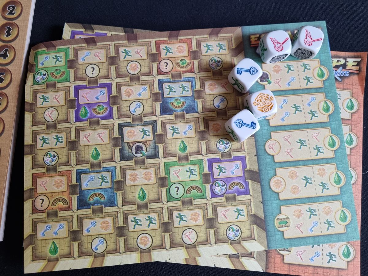 Queen games Escape Roll & Write Obrázek