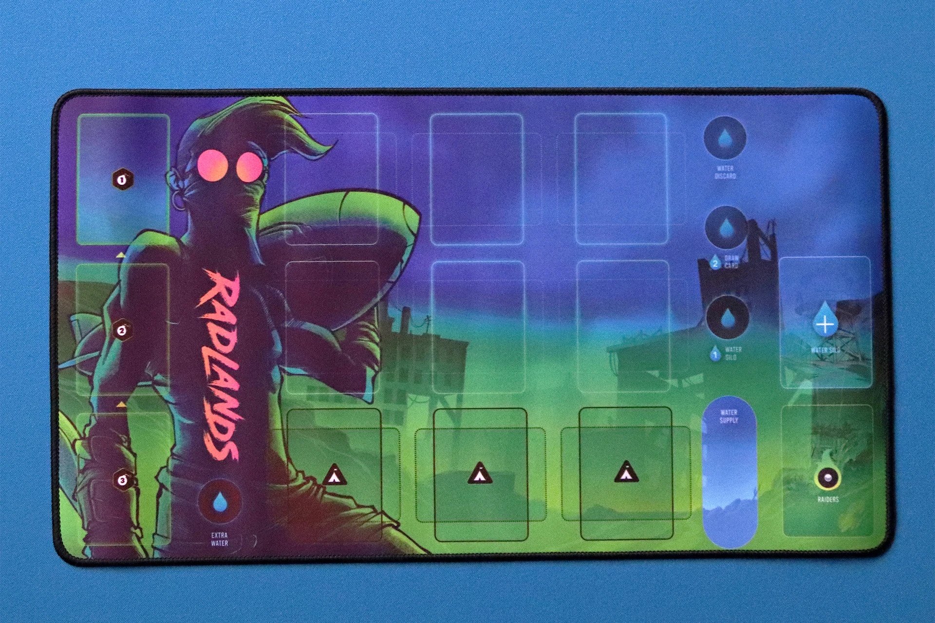 TLAMA games Radlands - set herních podložek Obrázek