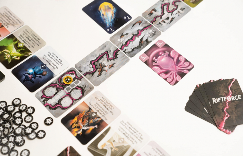 Capstone Games Riftforce: Beyond Obrázek