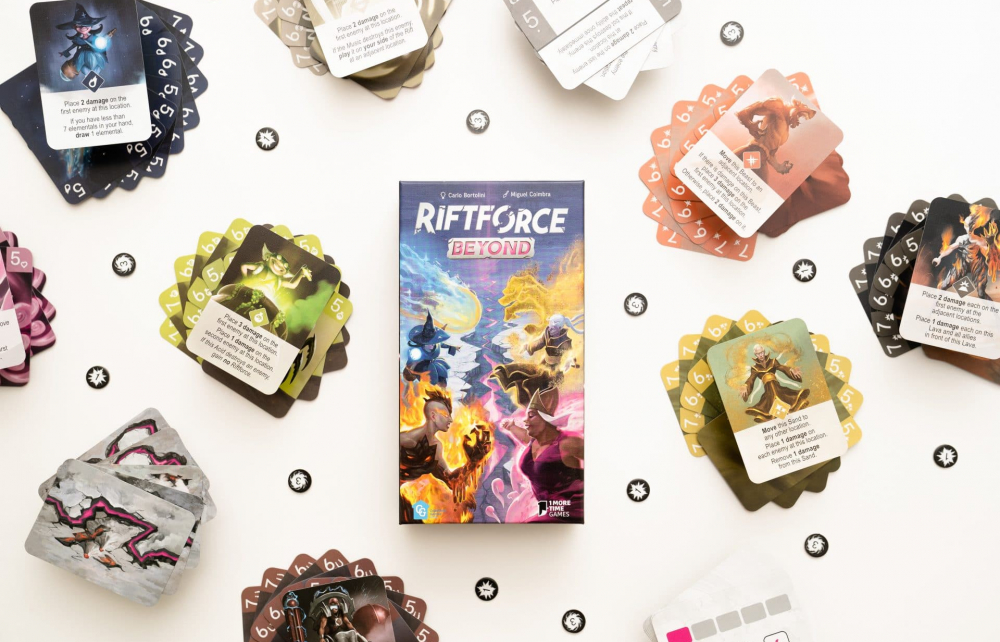 Capstone Games Riftforce: Beyond Obrázek