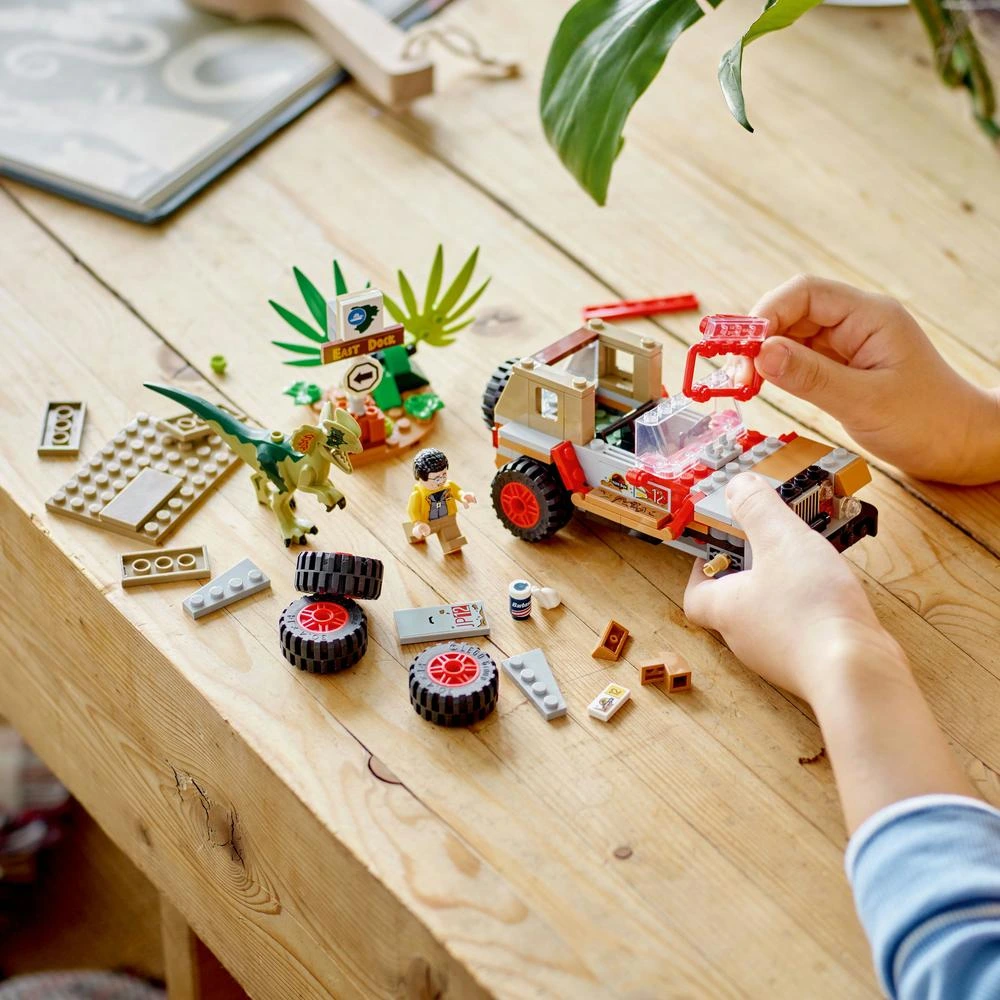 LEGO® Útok dilophosaura 76958 Obrázek